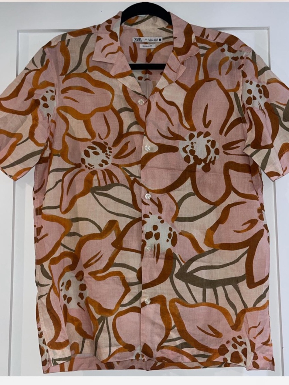 Zara Men's Pink and Brown Floral Short-Sleeve Shirt